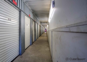 CubeSmart Self Storage - Riverhead - Photo 6