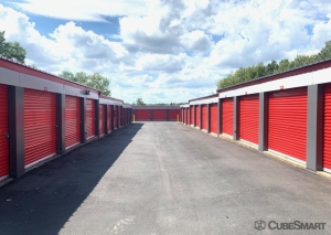 CubeSmart Self Storage - East Windsor - Photo 3
