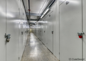 CubeSmart Self Storage - Bristol - Photo 5