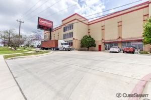 CubeSmart Self Storage - San Antonio - 838 N Loop 1604 E Picture of CubeSmart Self Storage - San Antonio - 838 N Loop 1604 E