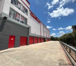 CubeSmart Self Storage - San Antonio - 838 N Loop 1604 E - Photo 4