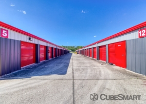 CubeSmart Self Storage - Orlando - 4554 E Hoffner Ave - Photo 4