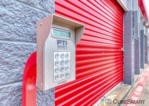 CubeSmart Self Storage - Fort Worth - 5637 Basswood Blvd - Photo 2