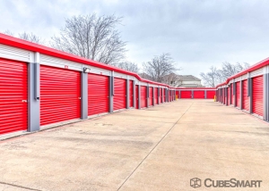 CubeSmart Self Storage - Fort Worth - 5637 Basswood Blvd - Photo 3