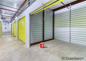 CubeSmart Self Storage - North Richland Hills - 6612 Davis Blvd - Photo 5