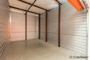 CubeSmart Self Storage - San Antonio - 11303 West Loop 1604 North Picture 7 of CubeSmart Self Storage - San Antonio - 11303 West Loop 1604 North - FindStorageFast.com