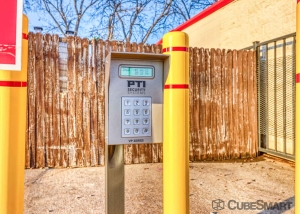 CubeSmart Self Storage - Lewisville - 1236 Texas Street - Photo 2