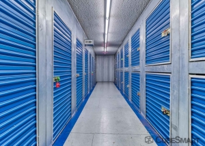 CubeSmart Self Storage - Lakewood - 1324 Hird Avenue - Photo 3