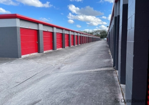CubeSmart Self Storage - Lake Worth - 6788 Lantana Rd - Photo 8