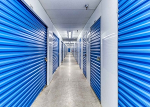 Acorn Self Storage - Kensington - Photo 2